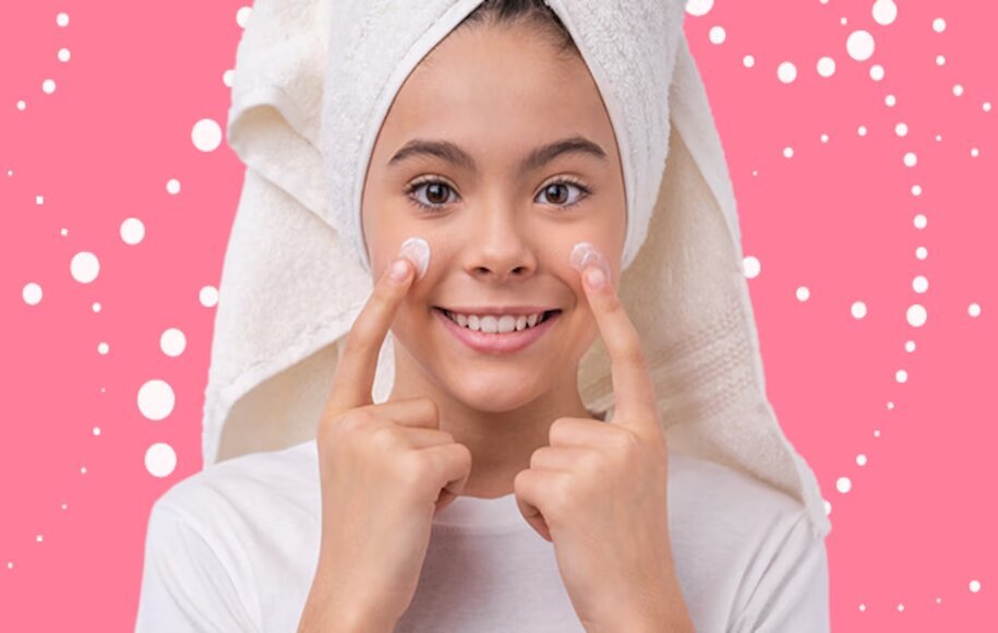 ۷ مرحله‌ ساده برای روتین مراقبت از پوست مختلط